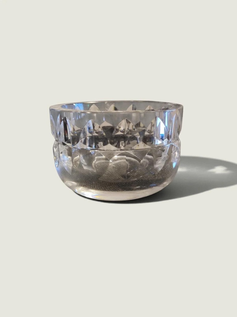 [21AR28] Kosta Boda Handcrafted Crystal Bowl Signed