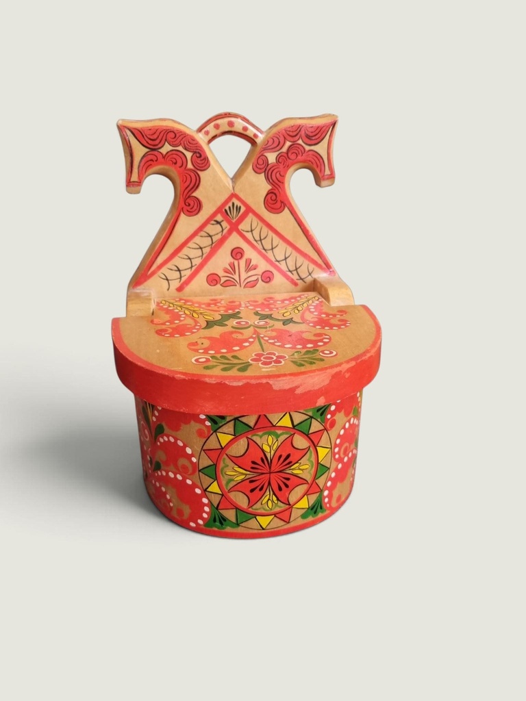 [22DE87] Hand Painted Wooden Decorative Salt Cellar Container