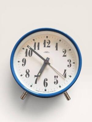 [45CL11] Vintage PRIM Mechanical Alarm Clock - Royal Blue Czechoslovakia 1970s