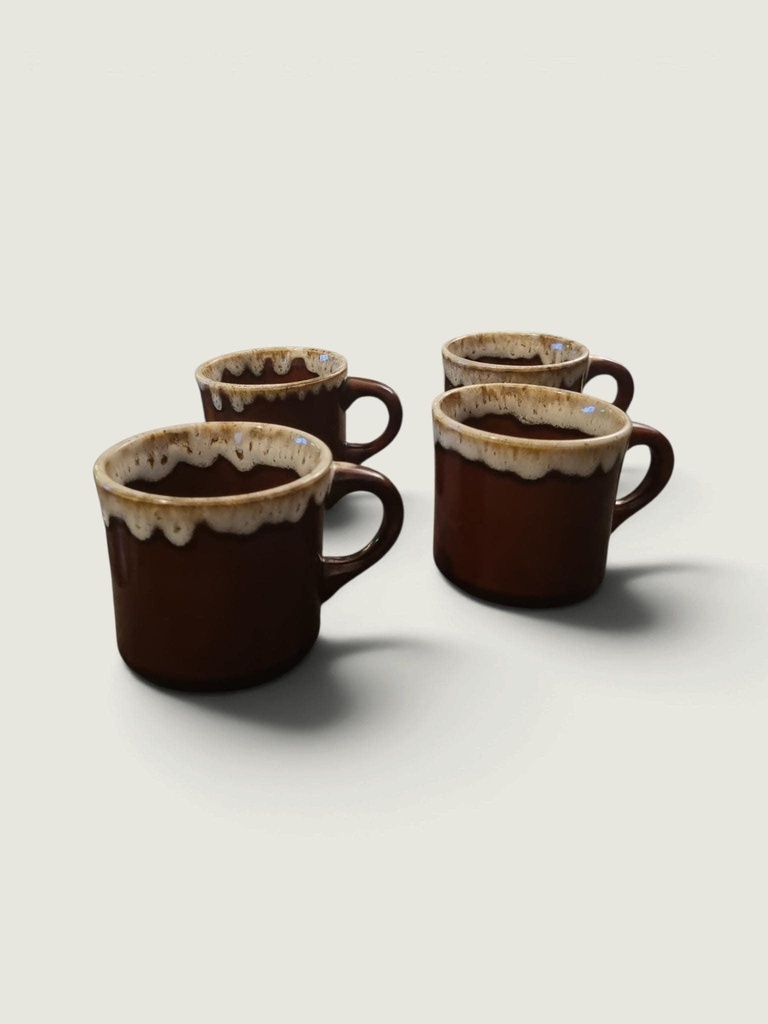 [37262AC] Set of 4 Vintage Coffee Mugs – Brown & Cream Drip Glaze