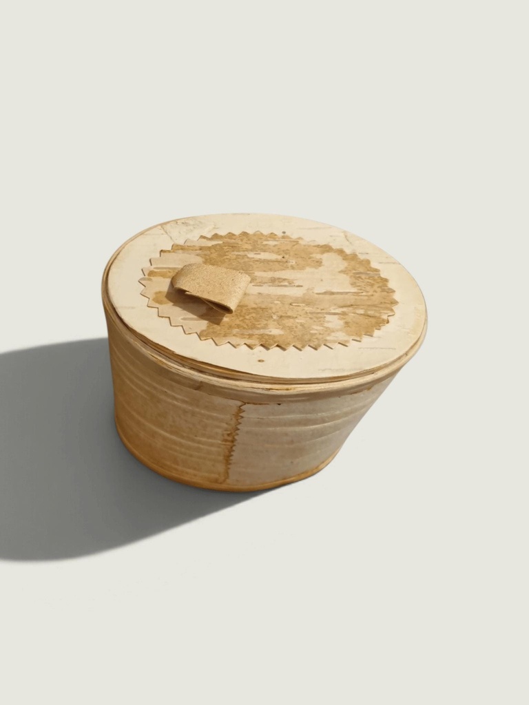 [25231AC] Vintage Swedish Birch Bark Box with Lid – Handcrafted Scandinavian Folk Art (H 10cm)