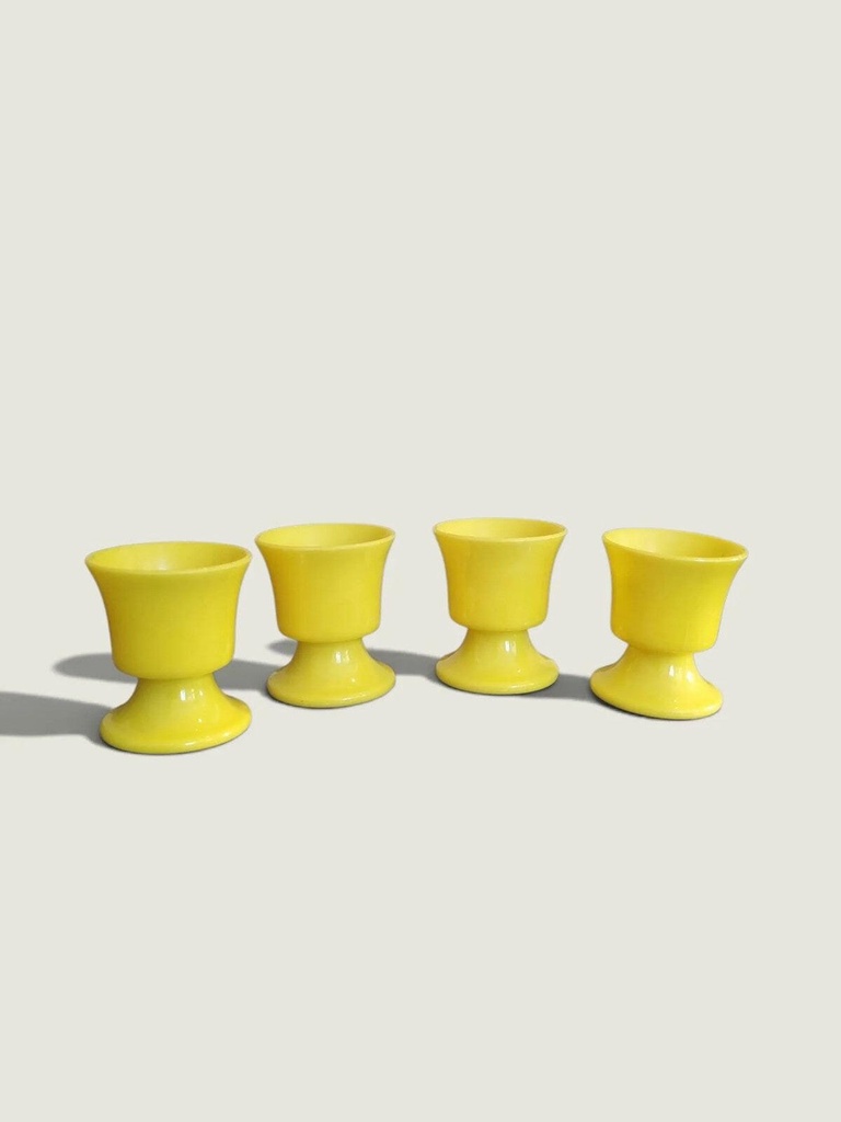 [29717AC] Set of 4 Yellow Plastic Egg Cups
